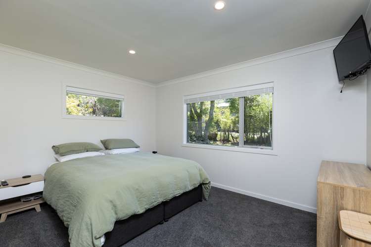 5a Lady Cobham Grove Anakiwa and Surrounds_7