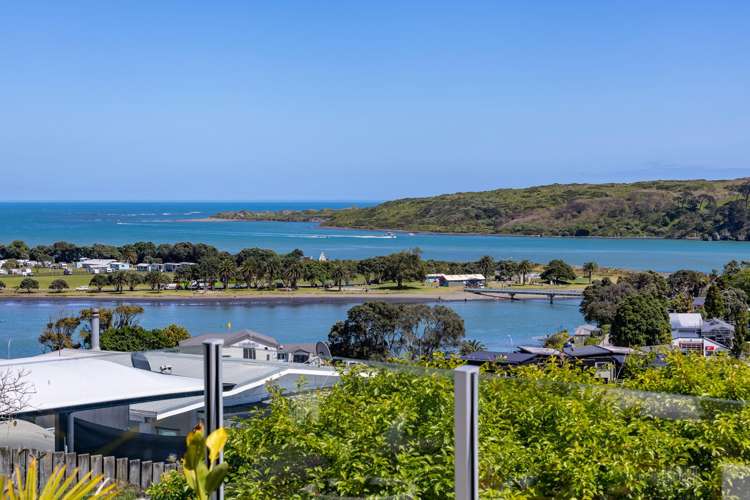 18 Upper Bow Street_1