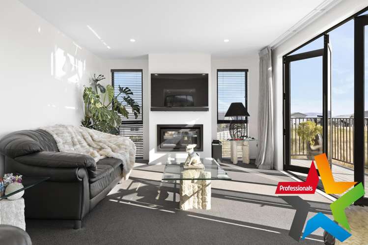 10 Tuhua Close Wharewaka_13