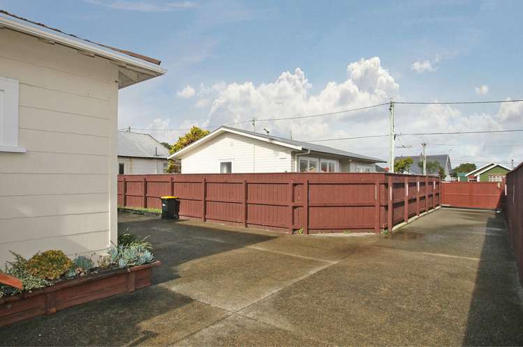 143 Rongotai Road Kilbirnie_26