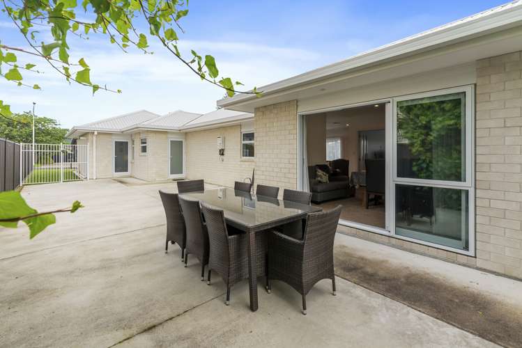 5 Holland Street Glenholme_17