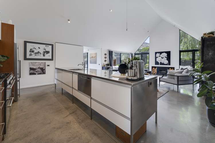 1 Larkins Way Arthurs Point_5