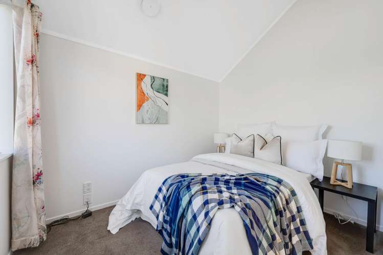 2/9 Bernie Edwards Place Botany Downs_20