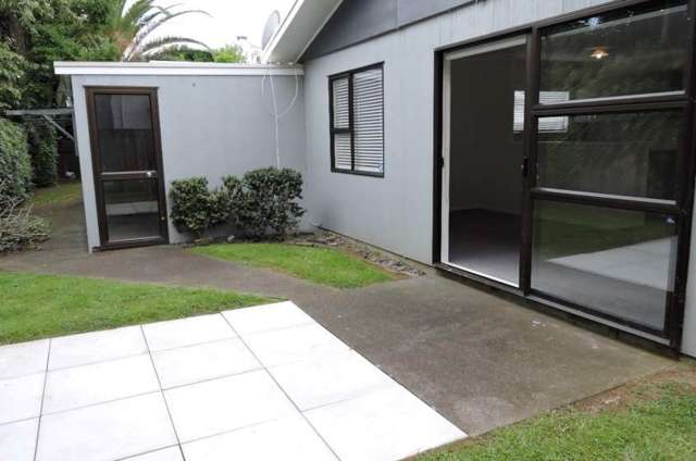 2/22 Great South Road Papakura_4