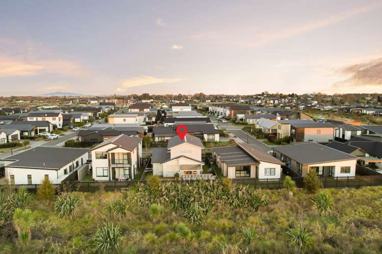 37 Ogilvie Avenue Chartwell_31
