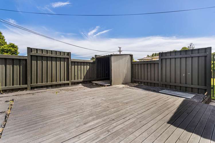 12 Alison Street Mangakakahi_18