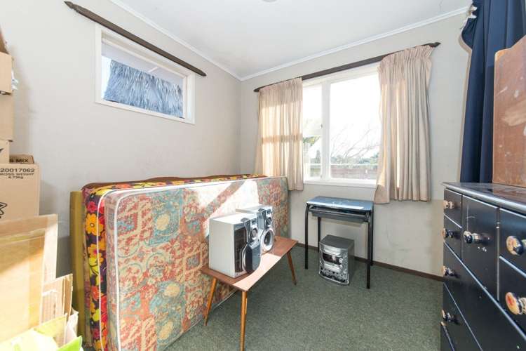 2 John F Kennedy Place Glen Eden_8