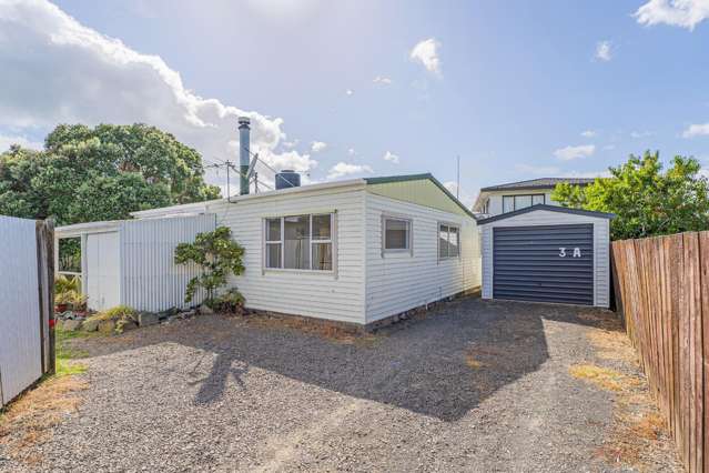 A Sunny, Private & Comfortable Space to call Home