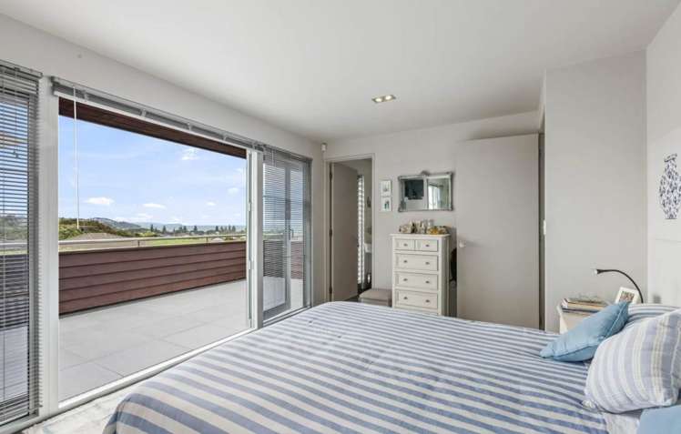 20 The Ritz Orewa_14