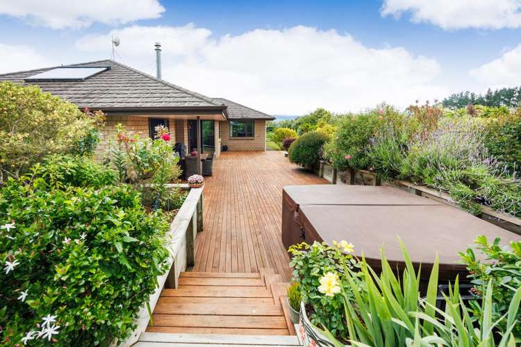 54 Henaghans Road Kelvin Grove_10