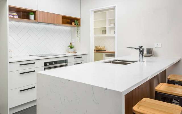 16 Roka St Bell Block_2