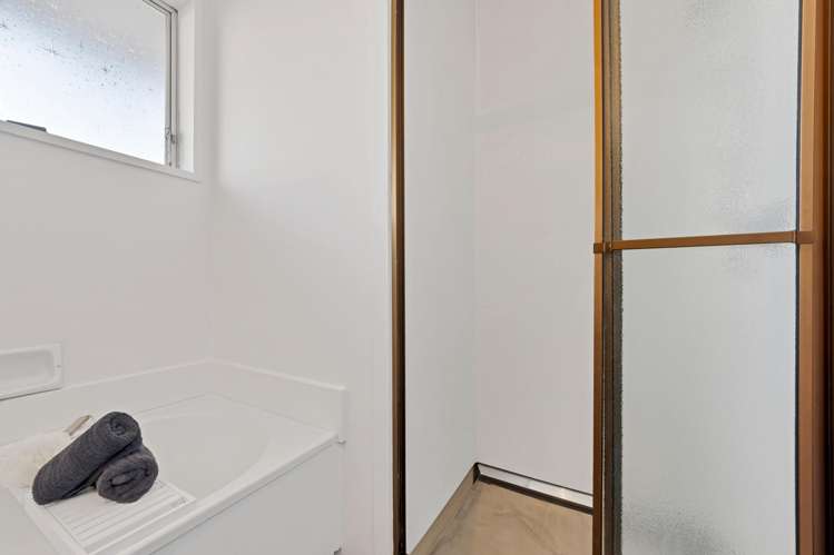 75 Glenmore Avenue Casebrook_12