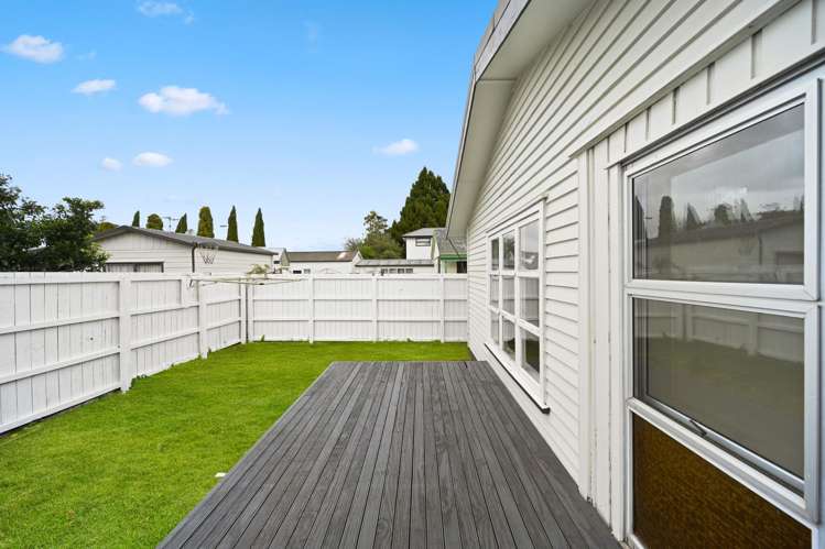 14 Wall Street Nawton_19