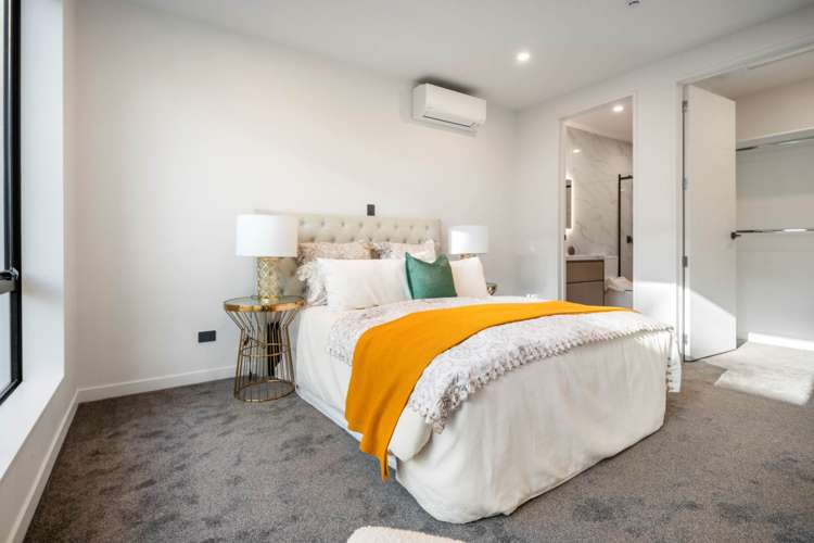 1/3 Campbell Road Takapuna_15