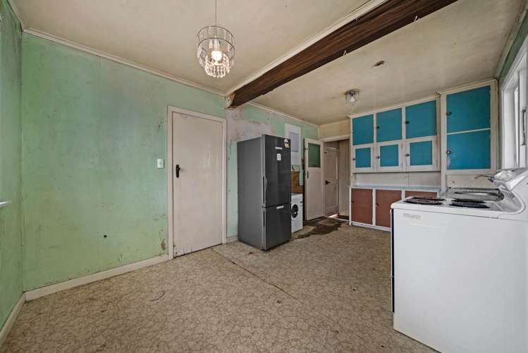 66 Staveley Avenue Hillsborough_9