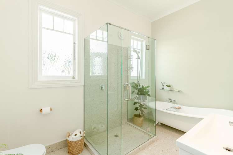 25 Seapoint Road Bluff Hill_13