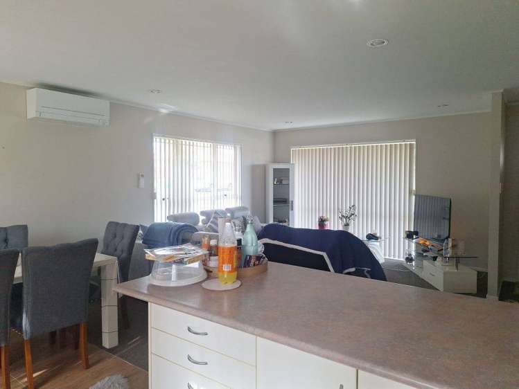 1 Mika Court 10673_6