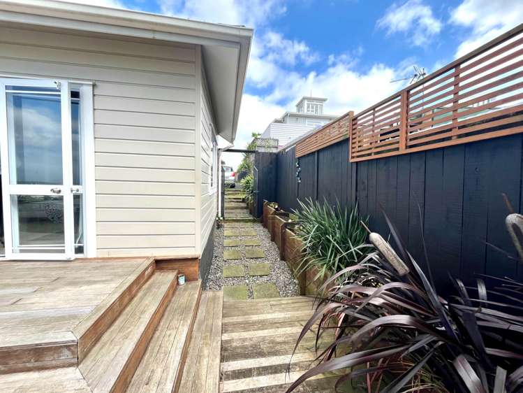 29a Forbes Street Onehunga_17