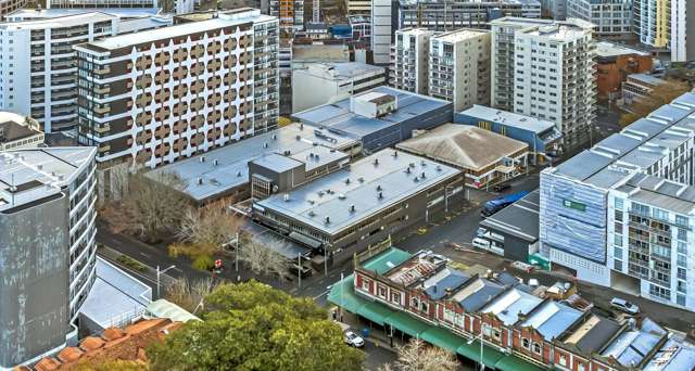 Command the CBD with landmark Queen St site