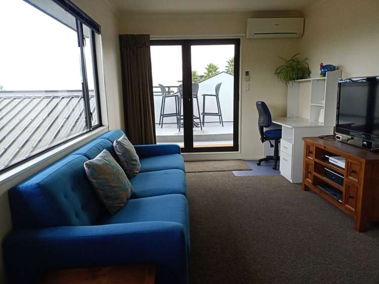 5 The Strand Fitzherbert_5