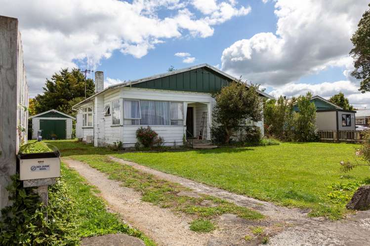 20 Sedcole Street Pahiatua_11