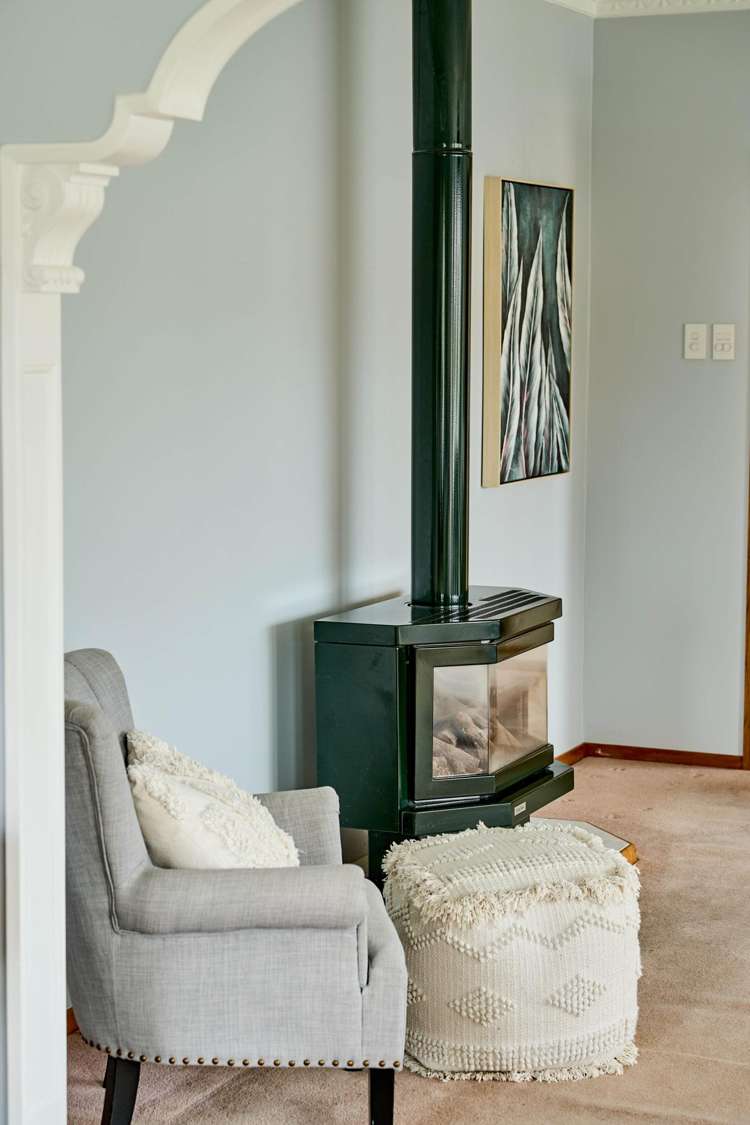 7 Beecham Grove Epuni_5