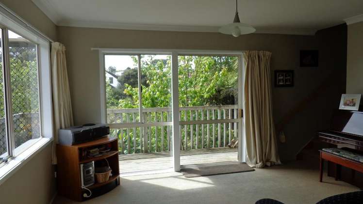 A/49 Aeroview Drive Beach Haven_4