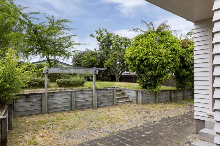 19 Waitahanui Avenue Taupo_12