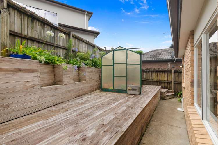 11 Norwood Drive Flat Bush_16