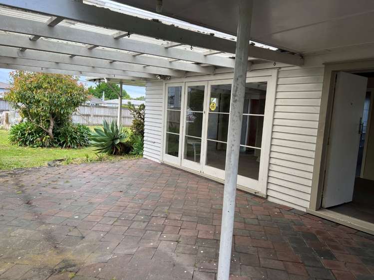 57 Yeovil Road Te Atatu Peninsula_0