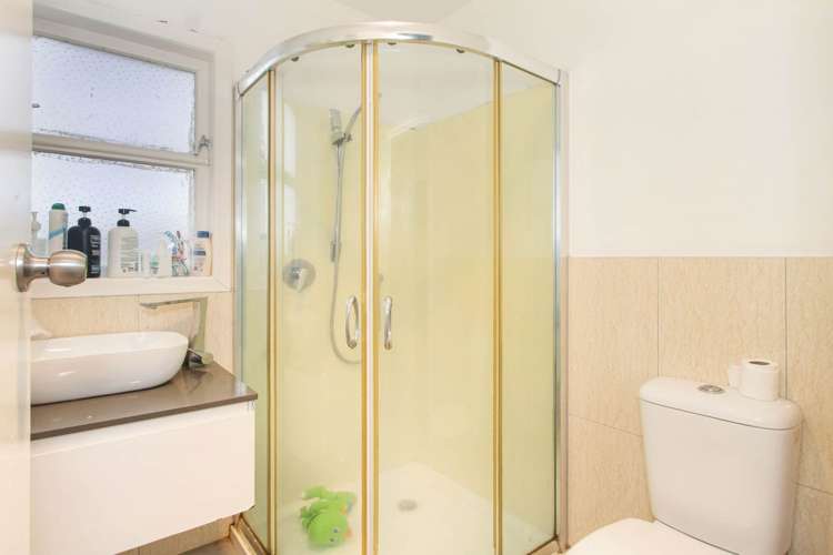 68 Valentine Street Papakura_11