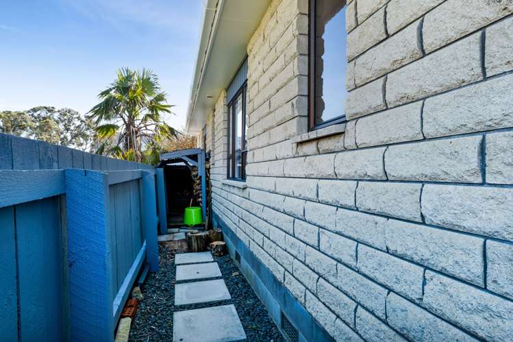 4 Henui Street Strandon_21