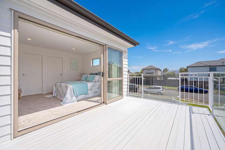 1 Merlot Way Te Atatu South_12