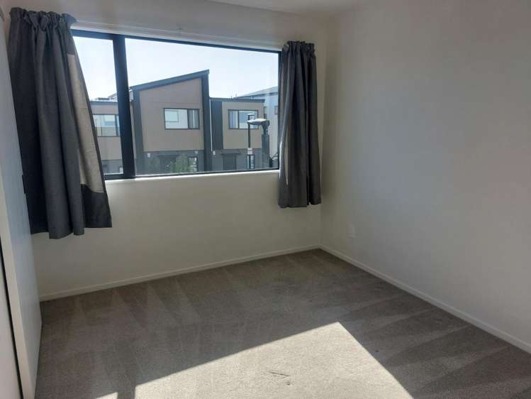 13 Kiato Lane 10673_7