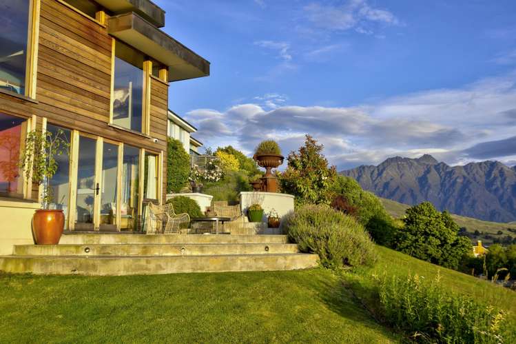 27 Edinburgh Drive Queenstown_9
