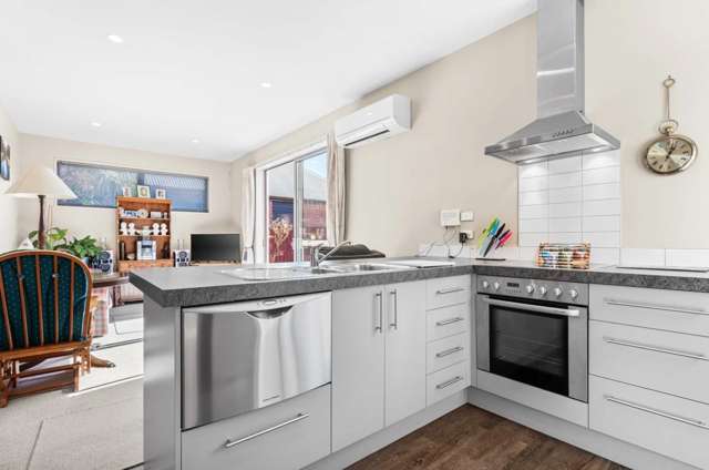 4/98 Warrington Street Mairehau_2