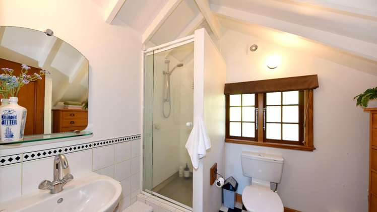 35 Reserve Terrace Lyttelton_18