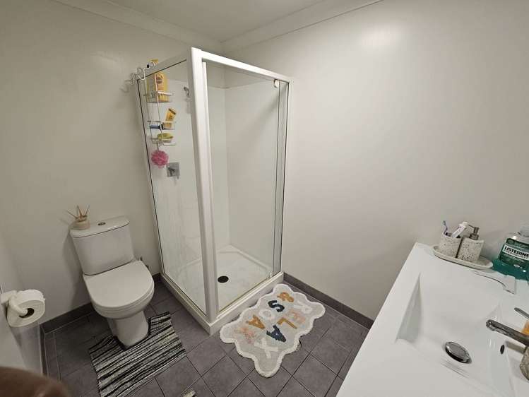 2/15 Minnie Street Eden Terrace_5