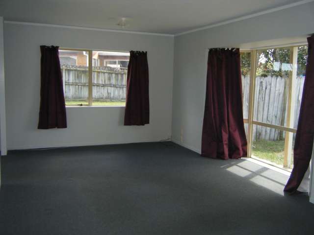 1 Tullis Place Pakuranga Heights_1