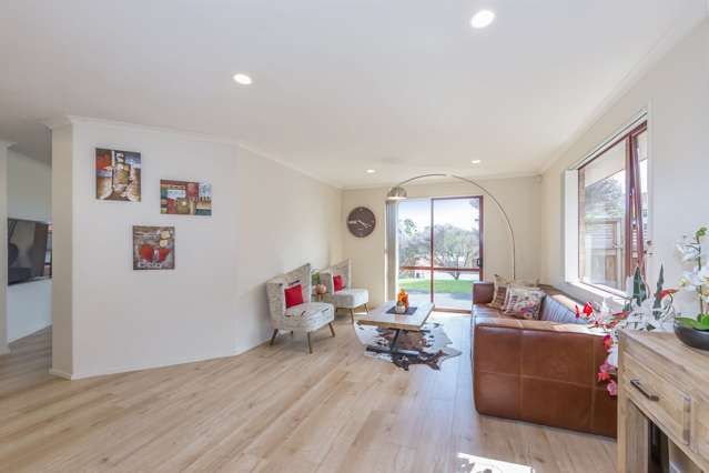 8 Fernbank Lane Greenhithe_3
