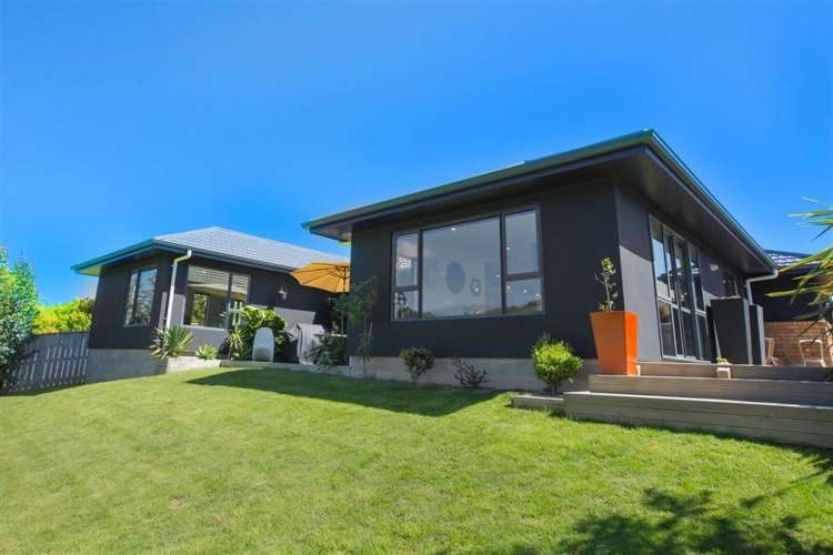 8 Tararua Close Aotea_19