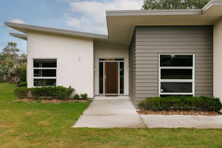 8 Titirangi Drive Fitzherbert_7