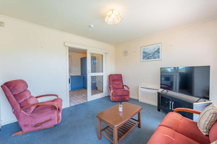 7/94 Avenue Road West End_3