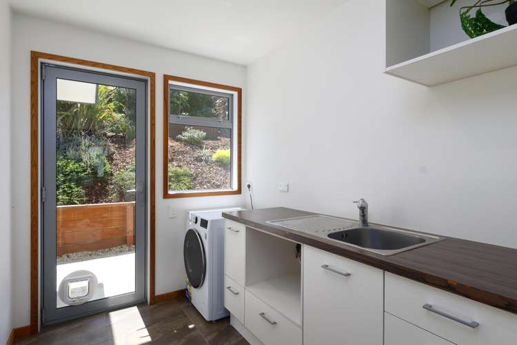 367 Princes Drive Britannia Heights_23