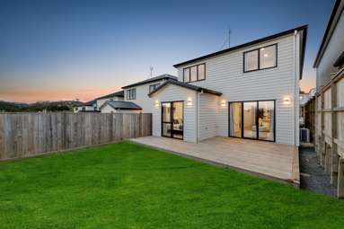 8 Frontier Lane_1