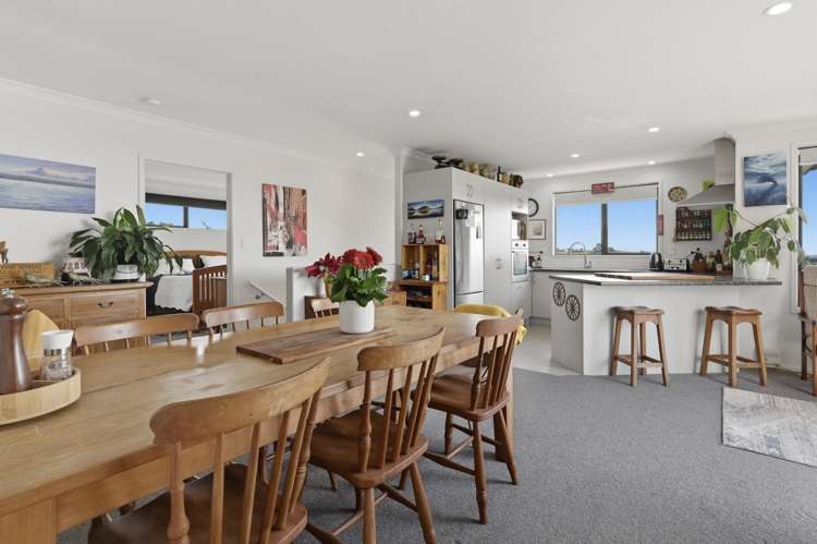 49 Orion Drive Welcome Bay_17