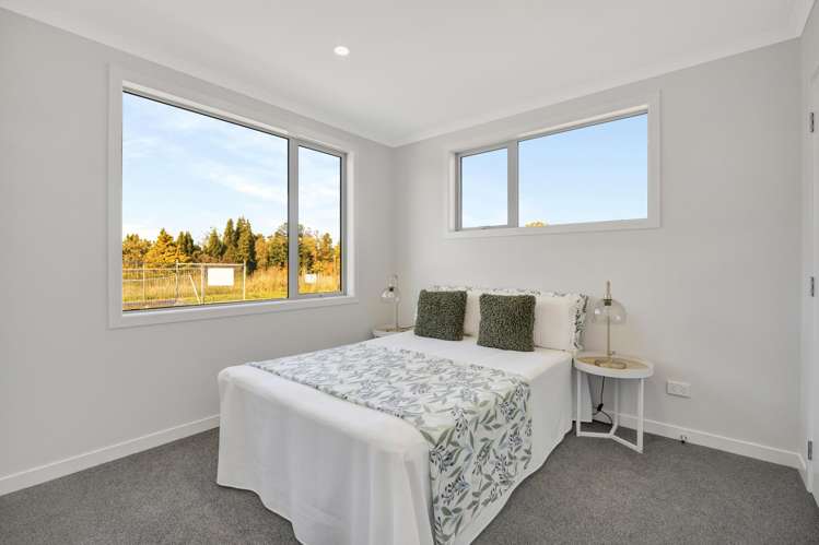 2/290 Dixon Road_4