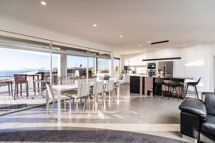 5 Kingswood Place Langs Beach_3