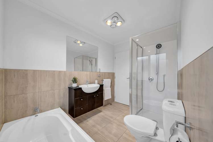 133 Baverstock Road Flat Bush_17