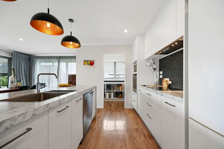 18 Drower Glen Flagstaff_6